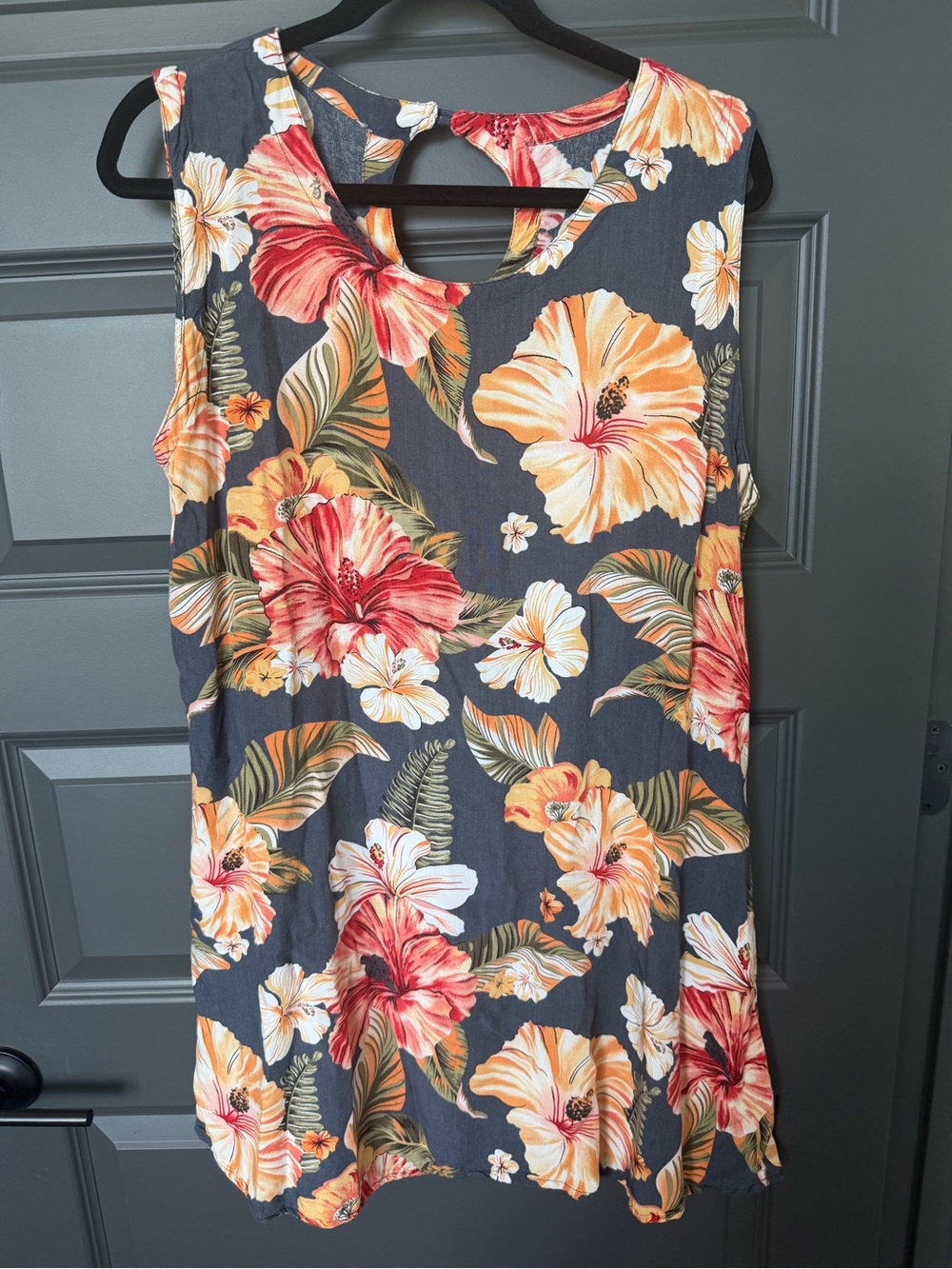 Pineapples Designed in Hawaii Sleeveless Floral Mini Dress